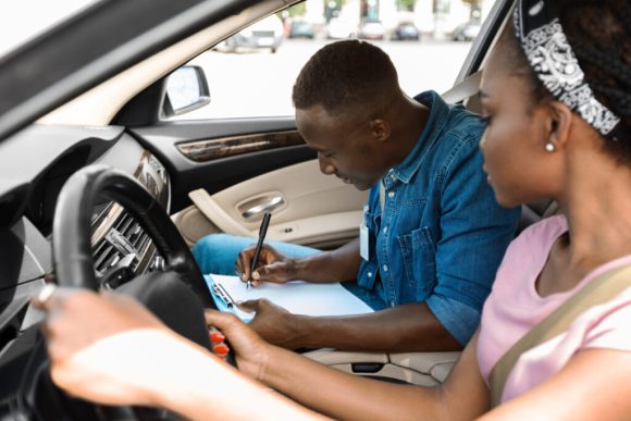 The Benefits of Choosing Local Driving Schools